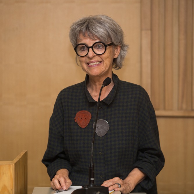 瑞士首饰艺术家解读作者首饰创作理念与文化表达