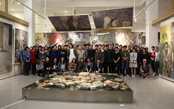 中央美院"学院造型奖"双个展展现学生艺术探索