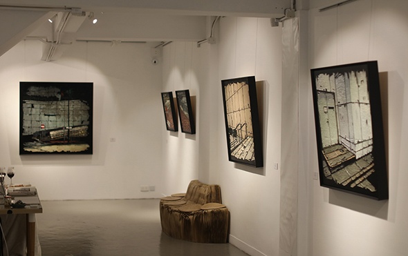 付斌"临界"个展：城市景观与艺术媒介的融合探索