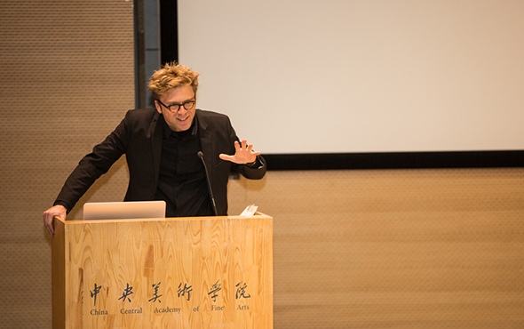 自动艺术与金融美学：波洛克在数字时代的启示
